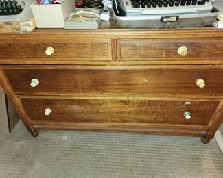4 Drawer Dresser