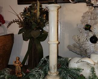 Antique Marble Scale