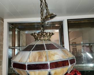 Vintage Hanging Stainglass Lamp