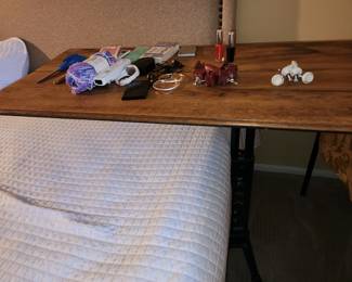 Rolling Adjustable Bed Tray
