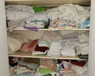 Sheets - Linens - Towels - Blankets