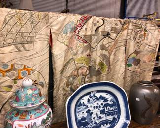 Japanese kimono with circa 18 £.20 Canton large platter in front 
