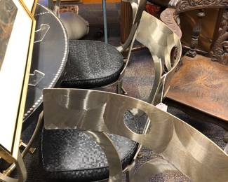 Set of 4 Modern steel chairs 