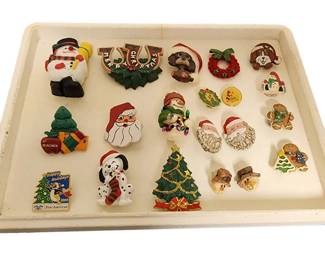 Vintage Christmas Brooches  Earrings  Button Covers