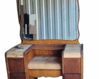 Vintage Vanity For Restoration