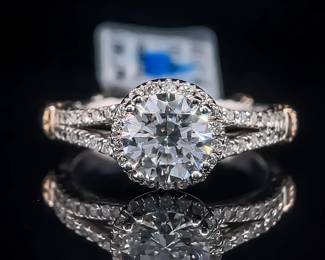 Showroom New! Designer VERRAGIO 1.36ct Diamond Venetian Soli Engagement Ring in 18k White Gold