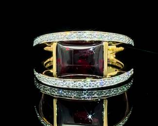 Garnet Cabochon & Diamond Pave Orbital 3D Double Shank Ring in 14k Yellow Gold