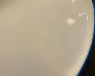 1960's 1.5 Qt Pyrex Blue Divided Dish with Clear & Gold Medallion Lid