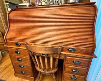 Victorian Solid Oak Roll Top Desk 