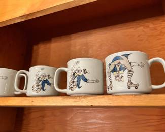 Set of 4 Otagiri Roller Skating Clown Mugs