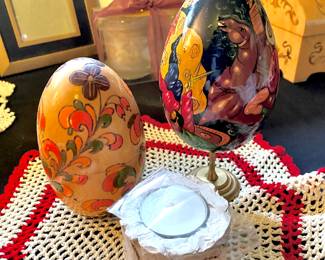 Russian Lacquer Egg with Soldier Design, Russian Lacquer Egg with Floral Design Nesting Dolls