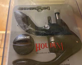 Houdini Lever Corkscrew & Foil Cutter