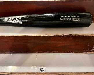 Model XR 243A32 Knob Technology Bat