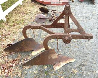 Bid Now at https://bid.damewoodauctioneers.com/ui/auctions/111923