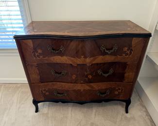 Beautiful Antique Ornate Dresser