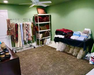 LOTS OF LINENS INCLUDING VTG QUILTS 