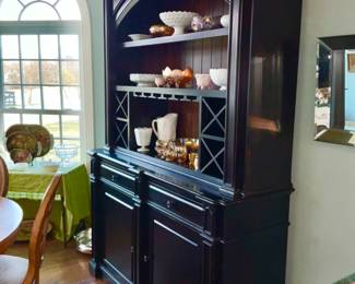 HAVERTY’S BUFFET W/HUTCH 64”W X 22”D X 91”T