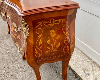 Pr. inlaid bombe chests                                                                              30"h x 23'w x 12"d some chips to veneer - see photos    