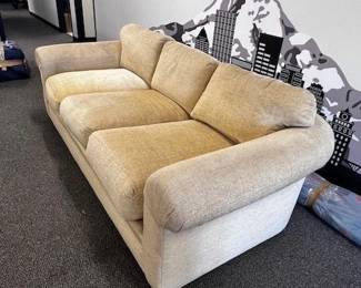 $250 USD Saffron 3 Cushion Woven Chenille Sofa MTF158-40 Description: With a sleek sophisticated design, this console table emits rich hues from the solid mango wood’s medium and dark stains. Perfect for adding a welcoming addition to your front entry, this console’s two push drawers add versatile storage for everything you need whilst you’re running out the door.
Dimensions: 95 x 48 x 30H in | Seat 74 x 28 x 21H in
Condition: Used in good condition. Please see photos for more detail.
Location: Local pick up Portland, OR. Shipping Suggestions available upon request. https://goodbyhello.com/products/copy-of-moes-2-drawer-tobin-black-console-mtf158-39?_pos=2&_sid=fbcd51fb9&_ss=r