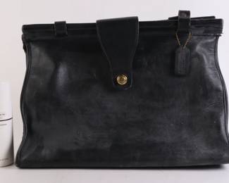 Lot 9698 Black Leather Coach BagPurse  See Description