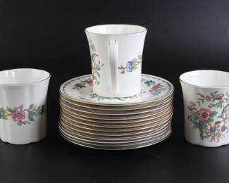 Lot 9710 Pembroke Gold Trim by Aynsley  Bone China  12 Bread  Butter Plates  3 Mugs