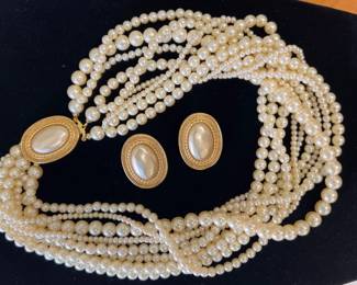 Lot 7441 Vintage Carolee 9 Strand Faux Pearl Choker Necklace  Clip On Earrings