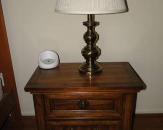 Thomasville night stand and Stiffel lamp  *****  this item is available for presale  *****