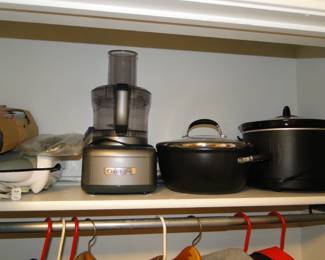 Quality kitchen pieces, and small appliances