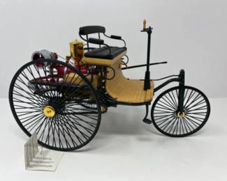 Franklin Mint 1886 Mercedes Benz 1:8 Scale Die Cast Model