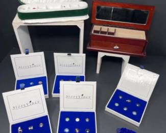 Story Vines Bracelet, Charms, & Jewelry Boxes