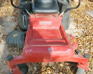Craftsman 6000/ 22 in zero-turn mower