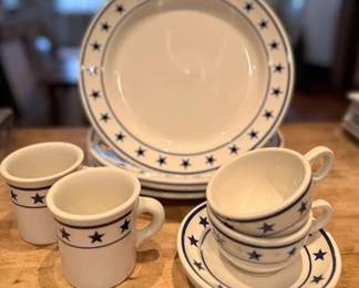 Fishes Eddy Homer Laughlin Partial Dinner Service Including 4 Dinner Plates, 2 Cups And Saucers And 2 Mugs