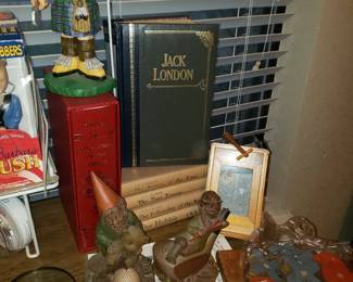 Books & Collectibles