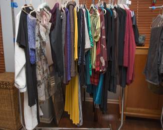 Women's clothing:  small, medium and lg.  Women's shoes size: 9 - 10