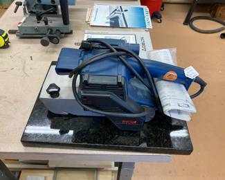 RYOBI BE-424 Belt Sander:  26.00
