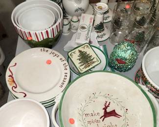 Christmas serving pieces. Spode Christmas tree