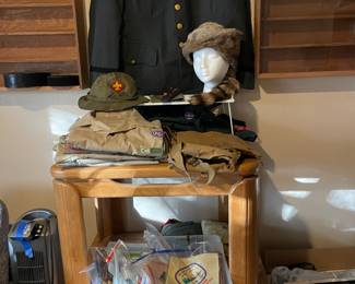 Boy Scout uniforms, patches, hats, neckerchiefs, military uniform & Vintage Davy Crocket real fur hat