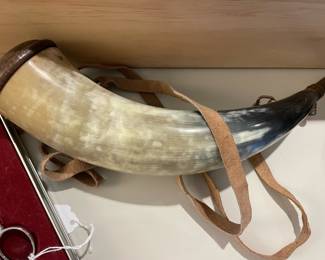 Black powder horn