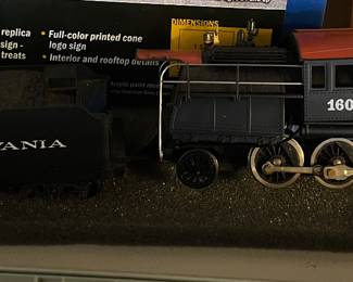 mantua HO Steam Locomotive