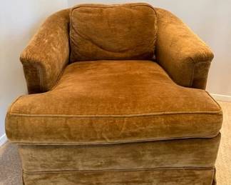 Vintage Barrel Swivel Rocker
