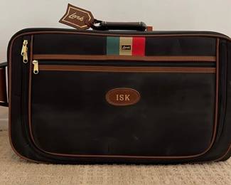Lark Suitcase In Black
