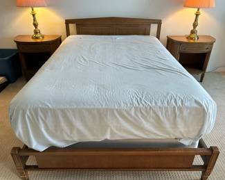 Vintage Bed By Detroit Furniture Distributing Company Inc.
