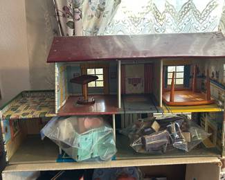 50's Doll House