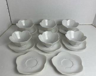 Vintage ceramic lotus bowls and saucers