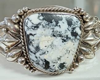 White Buffalo Turquoise Sterling Cuff
Small to med wrist
