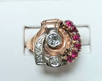 14k rose gold diamond ring with pink rubies
Sz 6