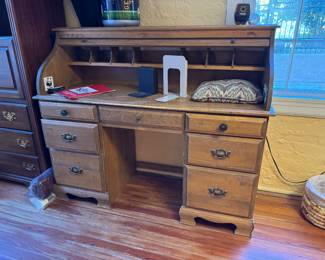 72	$100 	Desk pine 53L	