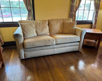 23	$150 	Made in USA Chartreuse green sofa/hideway bed full size bed - arm rest need cleaning 