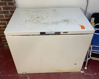 $75 Kenmore chest freezer