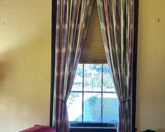 27	$120 	Drapes set of 6 	